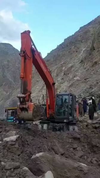 ضلع استور میں بارش کے باوجود بحالی کا کام تیزی سے جاری
