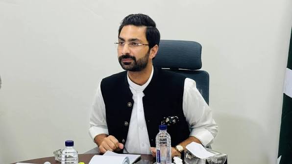 وزیراعلیٰ خیبر پختونخوا کے مشیر برائے زراعت میاں محمد عمر