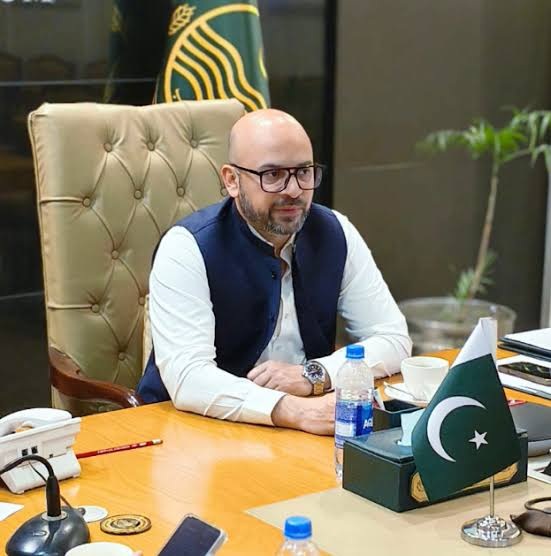 ڈپٹی کمشنر جہلم میر رضا اوزگن