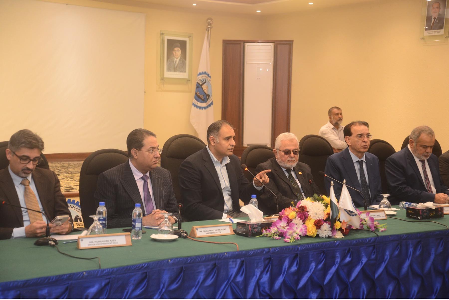 دکانداروں کے لیے آسان ٹیکس سکیم، سالانہ مال فروخت پر ایک فیصد ٹیکس عائد ہوگا، بلال اظہر کیانی