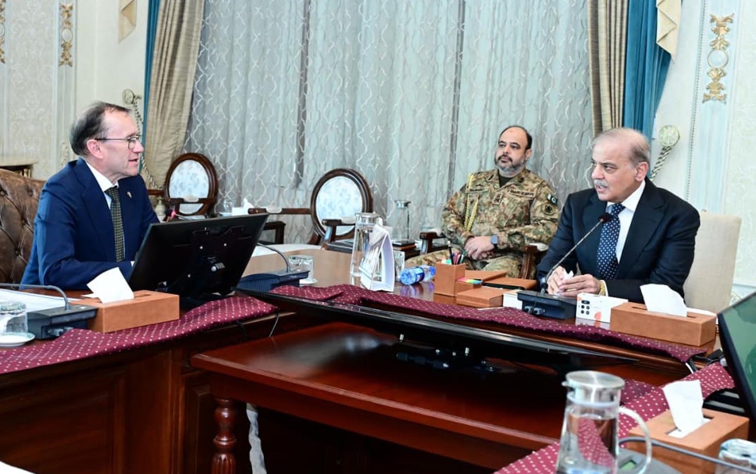 وزیر اعظم شہباز شریف