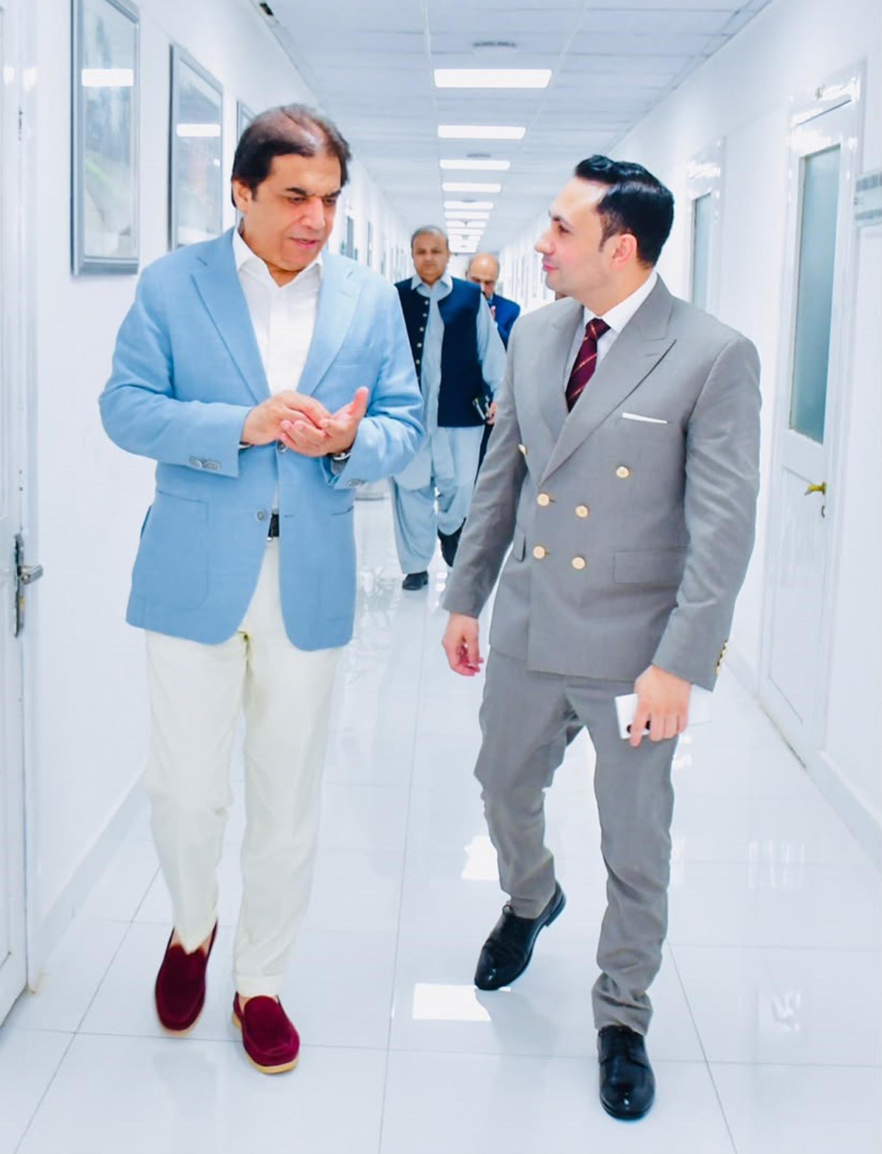 وزیر ریلوے محمد حنیف عباسی