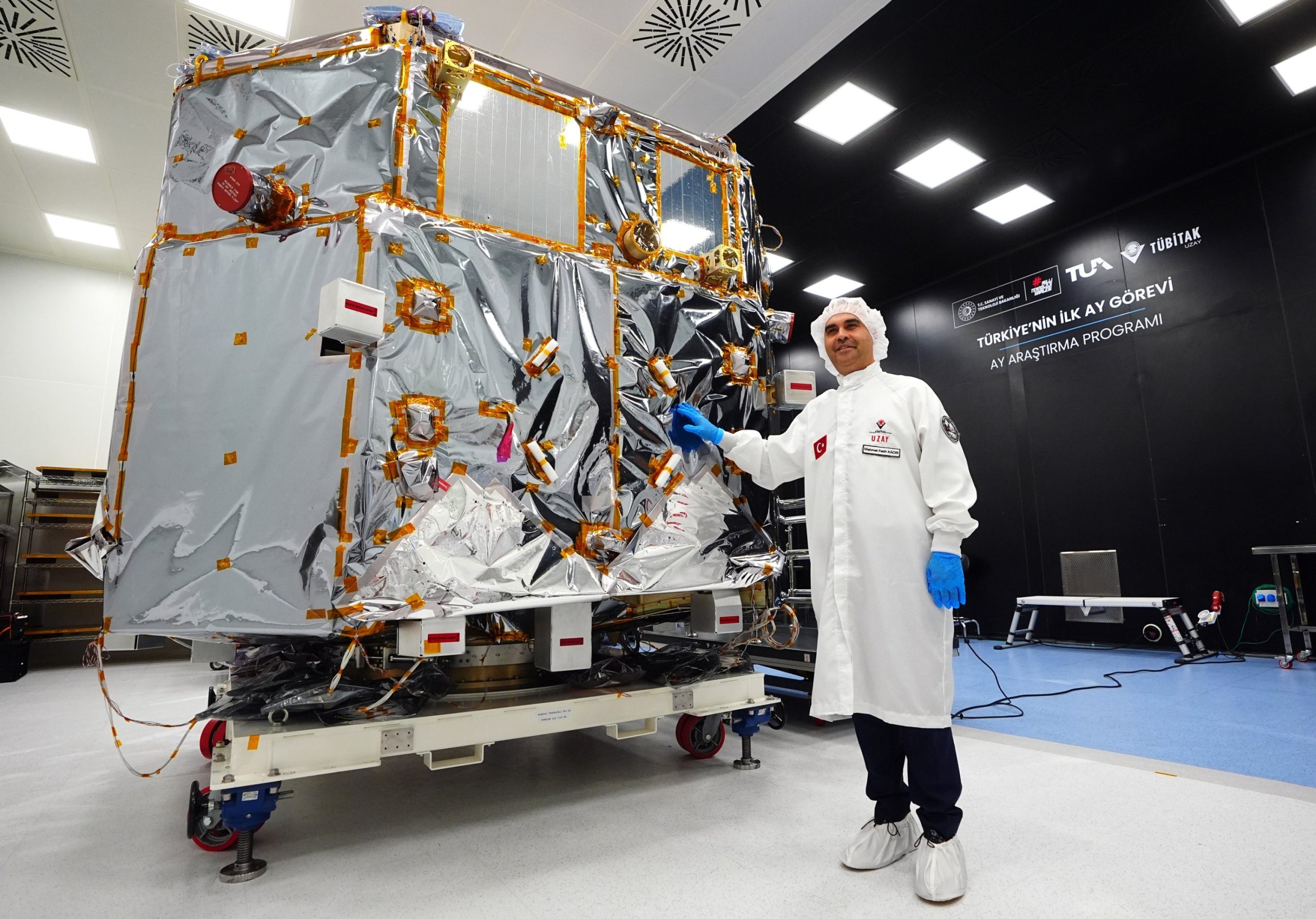 first lunar spacecraft