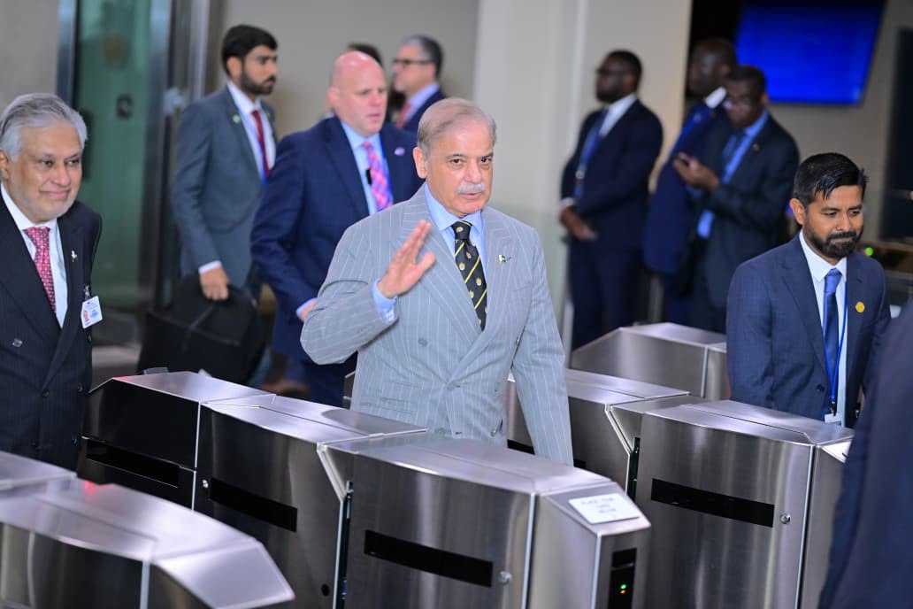 وزیراعظم شہباز شریف اقوام متحدہ جنرل اسمبلی کے 81 ویں اجلاس کے افتتاحی سیشن میں شرکت کیلئے پہنچ گئے