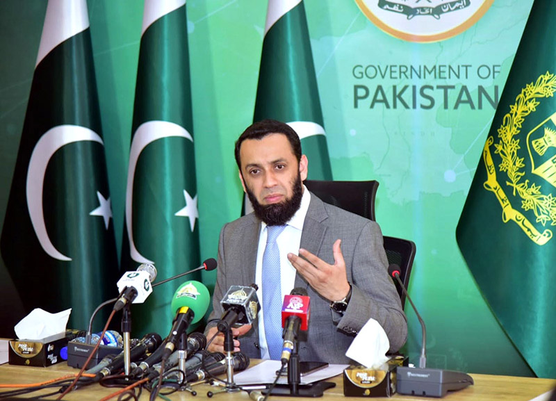 جماعت اسلامی اور پی ٹی آئی کے احتجاجوں میں فرق ہے، پی ٹی آئی کی تاریخ پرامن رہنے کی نہیں ہے، ایک دن کے دھرنے سے پاکستانی قوم کو تقریباً 120 ارب روپے کا نقصان ہوتا ہے ،وفاقی وزیر عطاء اللہ تارڑ کا پریس کانفرنس سے خطاب