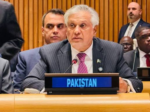 مصنوعی ذہانت کی ترقی اور اس کی گورننس میں تقسیم اور انتشار سے بچنا انتہائی ضروری ہے، نائب وزیراعظم محمد اسحاق ڈار