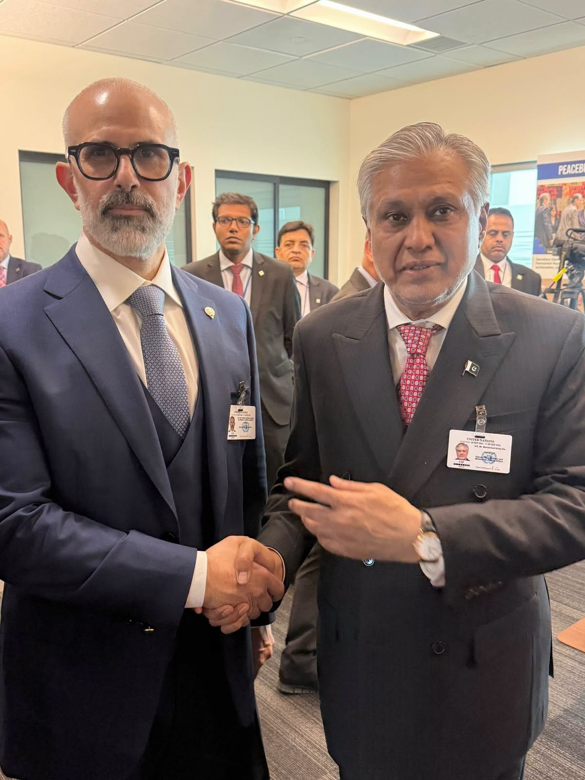 پاکستان اور کویت کے وزراء خارجہ کا تمام مسائل کے حل، امن اور استحکام کے فروغ کے لیے مسلسل مذاکرات اور سفارت کاری کی اہمیت پر زور