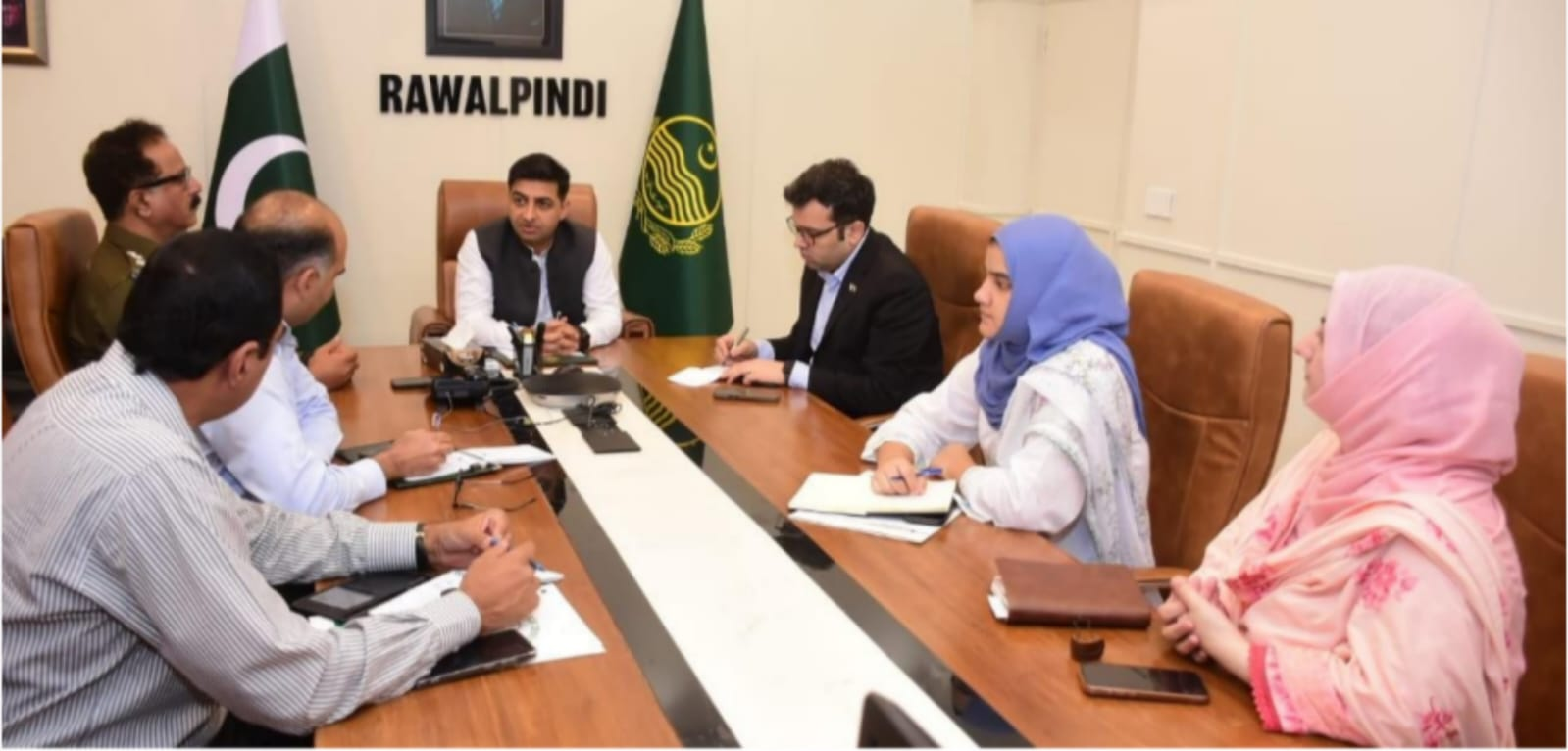 راولپنڈی، نالہ لئی میں ڈمپنگ کی روک تھام کے لیے 24 گھنٹے مانیٹرنگ، خلاف ورزی پر مقدمات درج کرنے کا حکم
