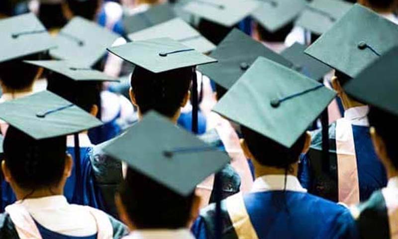 پاکستانی نوجوانوں کے لیے روسی سکالرشپس میں مزید اضافہ کریں گے، سفیر البرٹ پی خروف