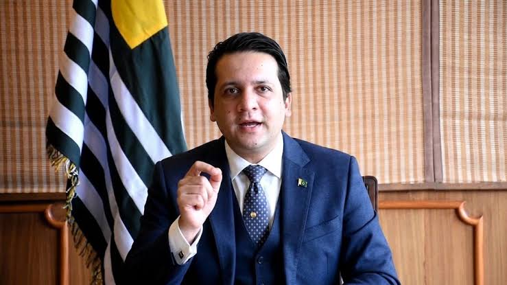 وزیراعظم آزادکشمیر افتخار گیلانی