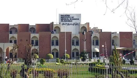 پاکستان انسٹی ٹیوٹ آف میڈیکل سائنسر