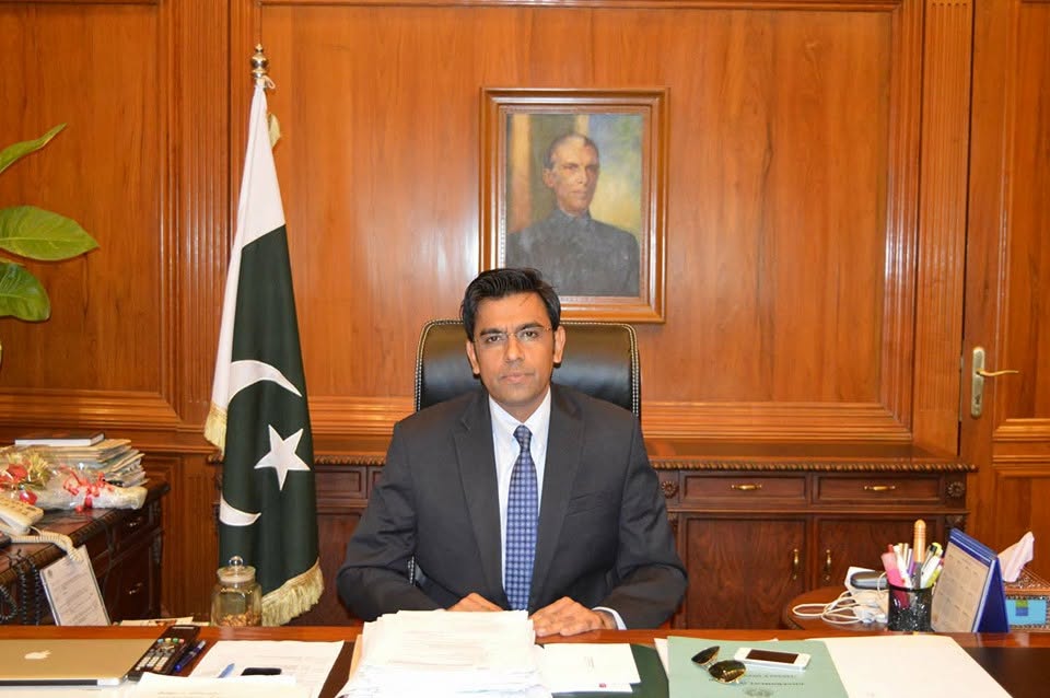 چیف سیکریٹری سندھ کا مہران یونیورسٹی کا دورہ