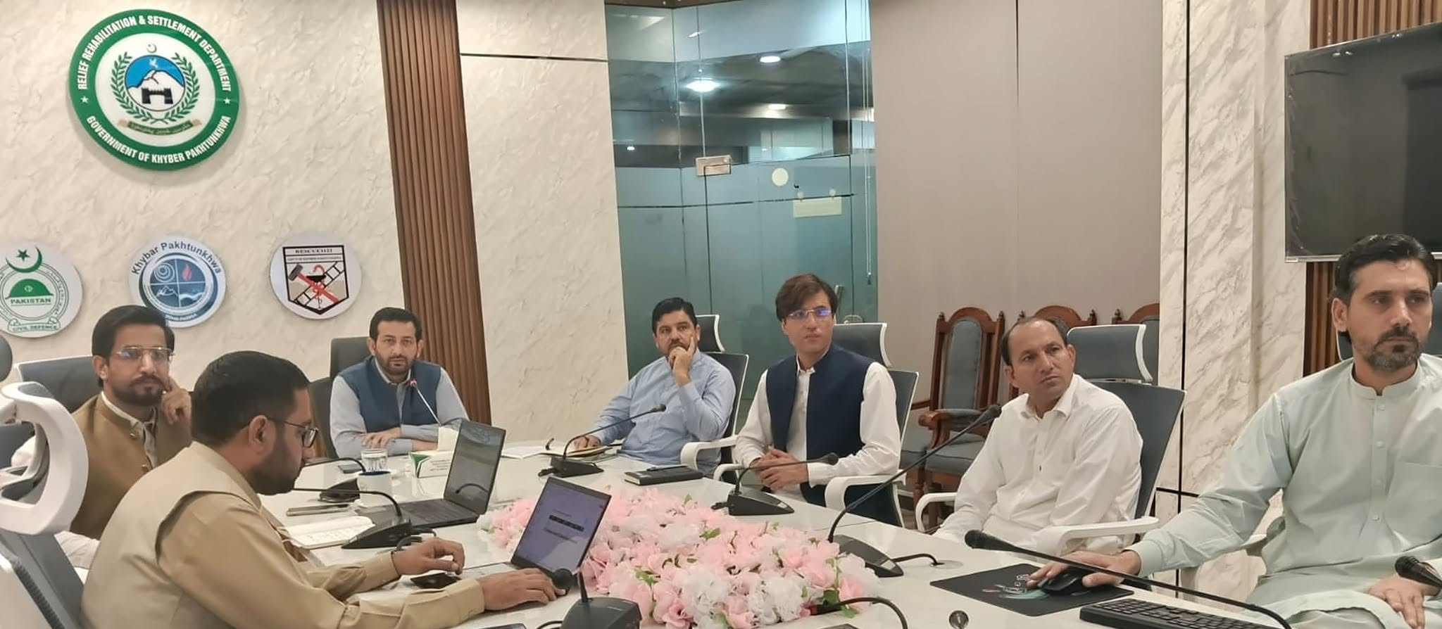 سیکرٹری ریلیف خیبر پختونخوا سہیل خان کی زیرِ صدارت کمزور مکانات کے سروے سے متعلق پیش رفت کا جائزہ اجلاس