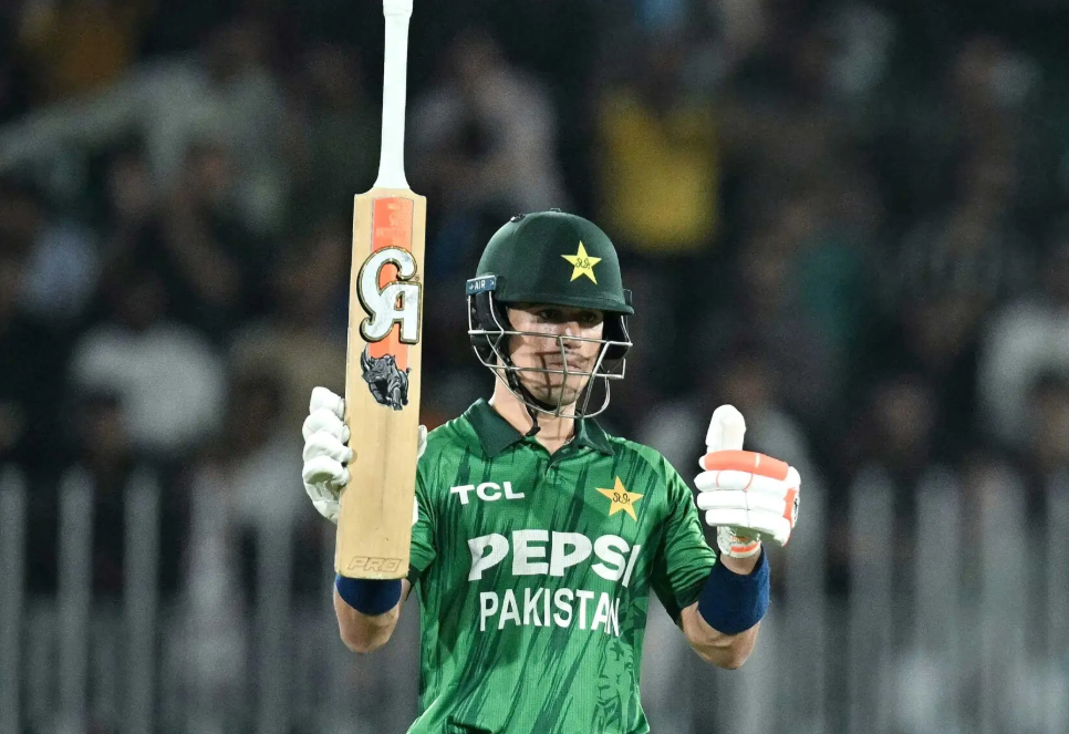 قومی ٹیم کی نمائندگی کرتے ہوئے اچھی کارکردگی دکھانے سے حوصلہ ملتا ہے اور مستقبل میں بھی اسی تسلسل کو برقرار رکھنے کی کوشش کریں گے،معاذ صداقت، عمران رندھاوا