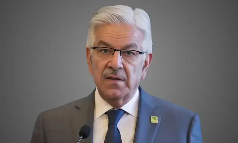 قوم آپ کی مقروض ہے، آپ کے بیٹے کی قربانی کی بدولت ہم محفوظ ہیں، میجر سعد بن زبیر شہید کے والد کے ٹویٹ پر وزیر دفاع کا ردعمل