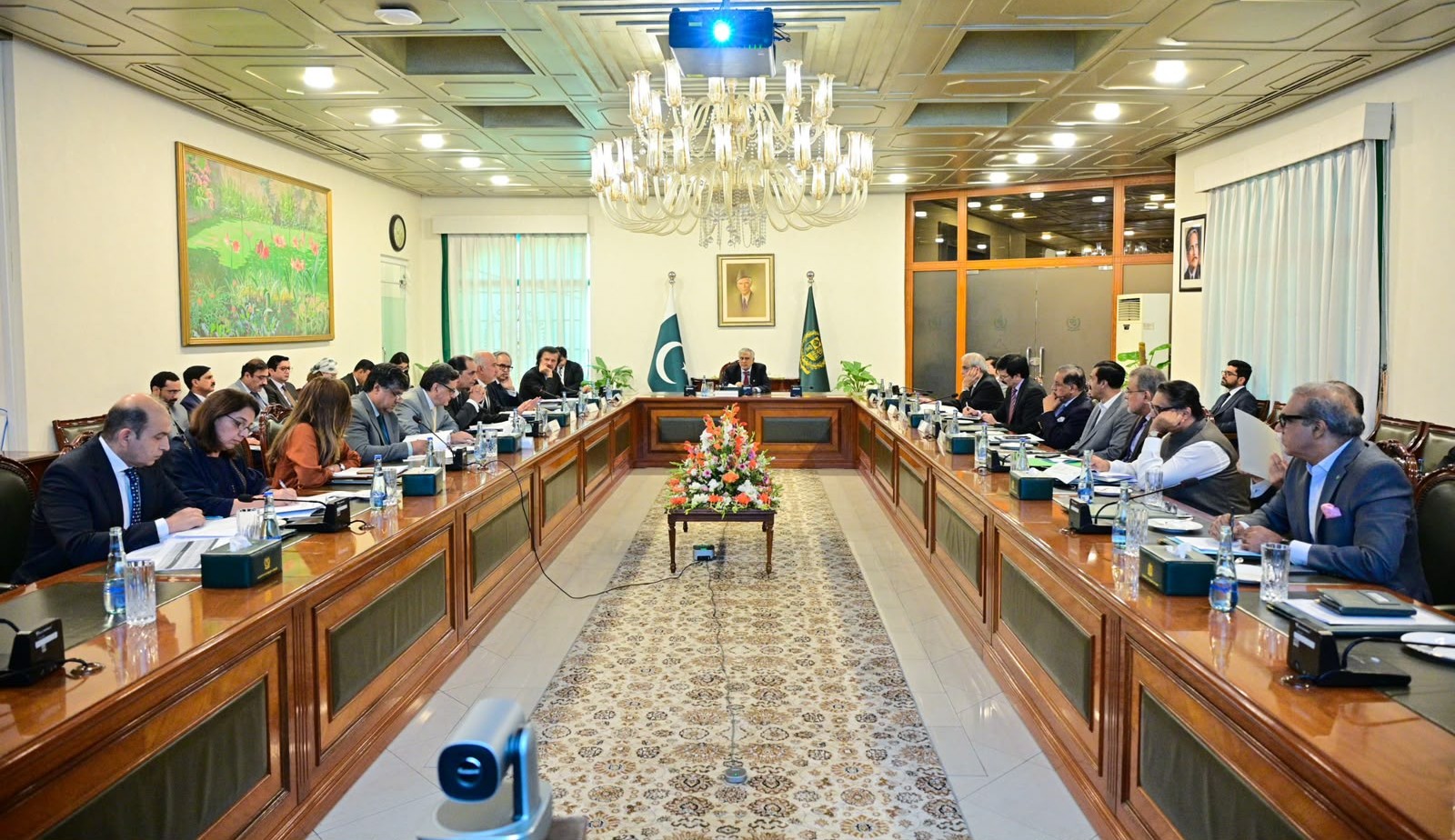 نائب وزیراعظم اسحاق ڈار