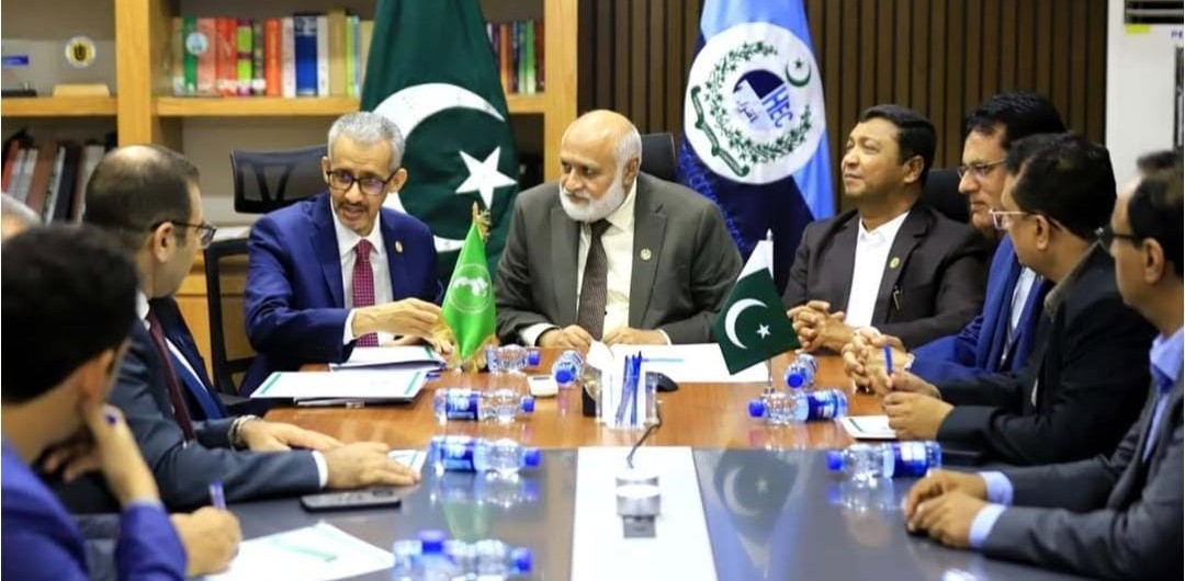 پاکستان اور عرب ممالک کے درمیان تعلیمی تعاون، اساتذہ و طلبہ کے تبادلے اور مشترکہ وظائف کے فروغ پر اتفاق