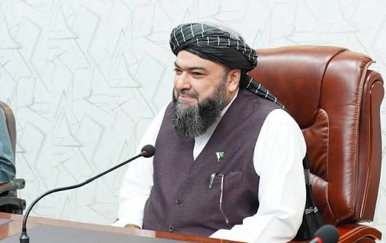 دہشت گردی کے خلاف جنگ میں افواج پاکستان کے شانہ بشانہ کھڑے ہیں، مولانا طیب قریشی
