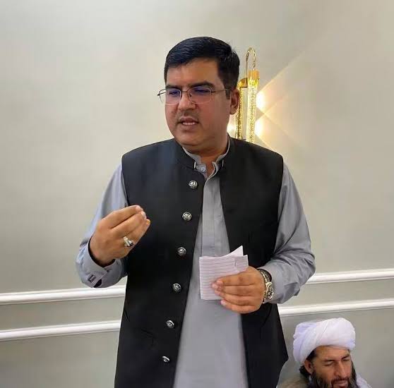 کمشنر پشین ڈویژن قائم خان لاشاری