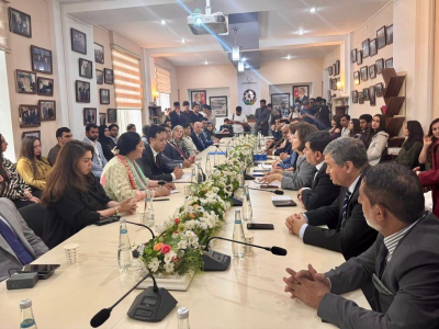 باکو میں ’’زبانوں کے مابین پل‘‘ کے عنوان سے ادبی تقریب کا انعقاد، پاکستانی اور آذربائیجانی ادب کے تراجم پیش