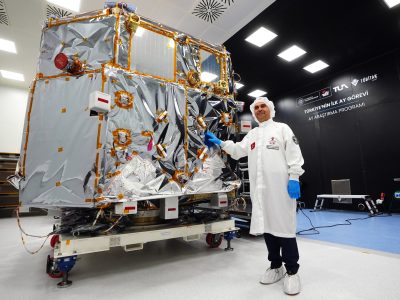 first lunar spacecraft