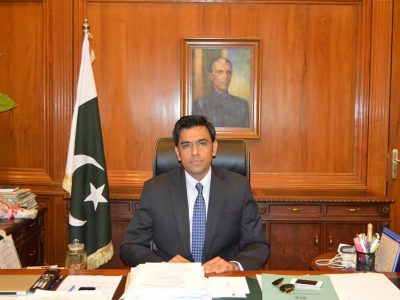 چیف سیکریٹری سندھ کا مہران یونیورسٹی کا دورہ