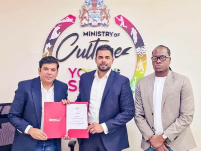 کرکٹ کے فروغ اور کھلاڑیوں و کوچز کی ترقی کے لیے لاہور قلندرز اور گیانا کی حکومت کے درمیان تاریخی شراکت داری قائم