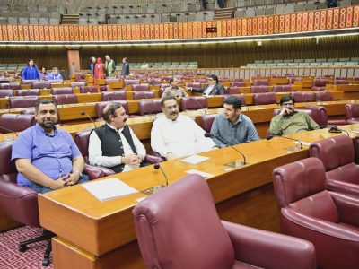 قومی اسمبلی کا اجلاس منگل کی صبح 11 بجے تک ملتوی
