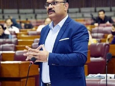 Chief-Whip-Aamir-Dogars-family-watched-the-proceedings-of-the-National-Assembly-session