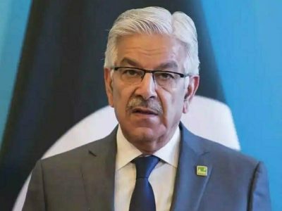 وزیر دفاع خواجہ آصف سے کمانڈر کویت نیول فورس کی ملاقات، دفاعی و بحری تعاون بڑھانے پر اتفاق