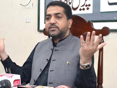 QUETTA: Balochistan Home Minister Mir Zia Langove addressing a press conference. INP PHOTO by Ahmed Bhatti