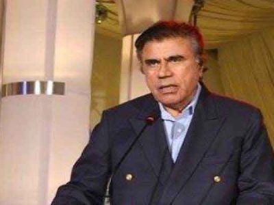 Host Tariq Aziz