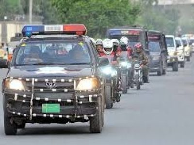 Karachi District East Police conducts flag march in different areas to mark the arrival of Muharram