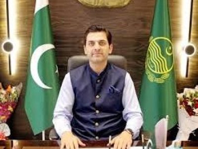 Kunji Suzuki CEO of Nataro Moringa Factory met with Provincial Minister for Works and Communications Malik Sohaib Ahmed Bharath 2