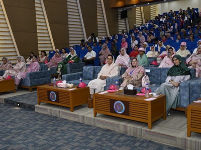 نوری ہسپتال میں چھاتی کے سرطان بارے آگاہی سیمینار