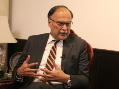 گلگت بلتستان کو بھی ملک کے دیگر صوبوں کی طرح تمام حقوق اور ترقیاتی مواقع ملنے چاہئیں، احسن اقبال