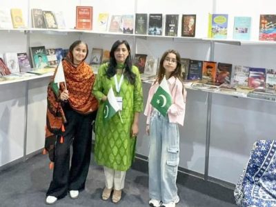 پاکستانی سفارت خانے کی باکو انٹرنیشنل بک فیئر میں شرکت