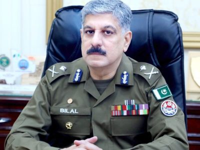 سی سی پی او لاہور کی زیرِ صدارت سول لائنز اور سٹی ڈویژنز کی کارکردگی کا جائزہ بارے اجلاس ،غیرملکی شہریوں کی سکیورٹی مزید موثر بنانے کی ہدایت کی