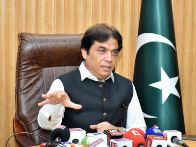 شہداء کو خراج عقیدت