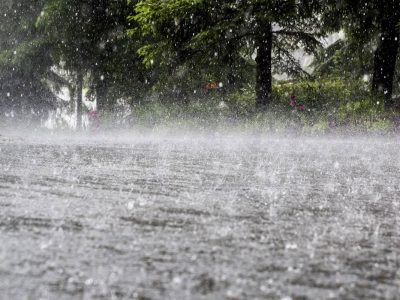 آئندہ 24 گھنٹوں کے دوران ملک کےچند مقامات پر بارش و ژالہ باری اور آندھی کا امکان