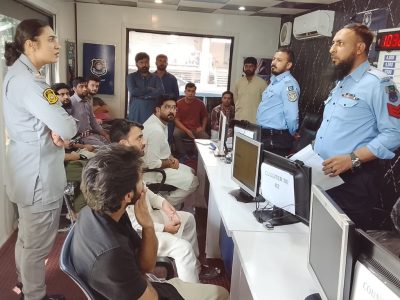 کائنات اظہر خان