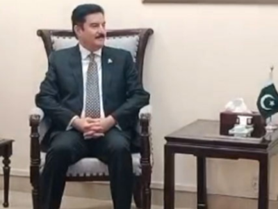 گورنر خیبرپختونخوا فیصل کریم کنڈی سے چیئرمین مرکزی رویتِ ہلال کمیٹی مولانا عبدالخبیر آزاد کی ملاقات، علاقائی حالات، مذہبی ہم آہنگی اور ملک کو درپیش چیلنجز بارے تبادلہ خیال کیا