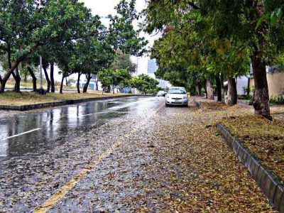 اسلام آباد میں وقفے وقفے سے بارش