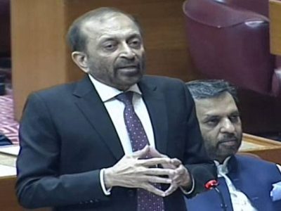 traditional-budget-is-a-threat-to-national-sovereignty-says-farooq-sattar-1718971953-3380