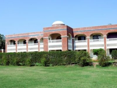 woman-uni-multan