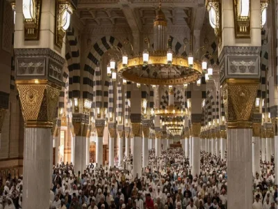 المسجد-النبوي-AX1CsXUU