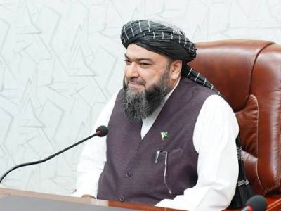 دہشت گردی کے خلاف جنگ میں افواج پاکستان کے شانہ بشانہ کھڑے ہیں، مولانا طیب قریشی